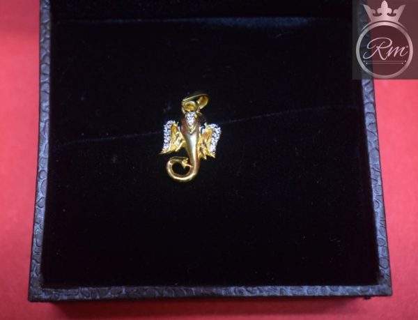 Ganesh Ji Hallmark Gold Pendant.